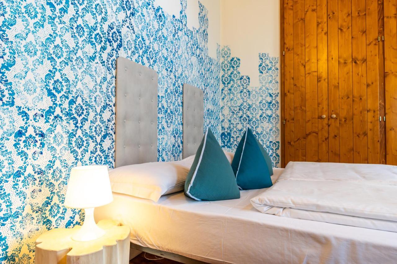 Sleep In Venzone Hotel Exterior foto